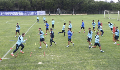 Второй «Газпром»-тренировочный сбор в Фару: 28 января, вечерняя тренировка