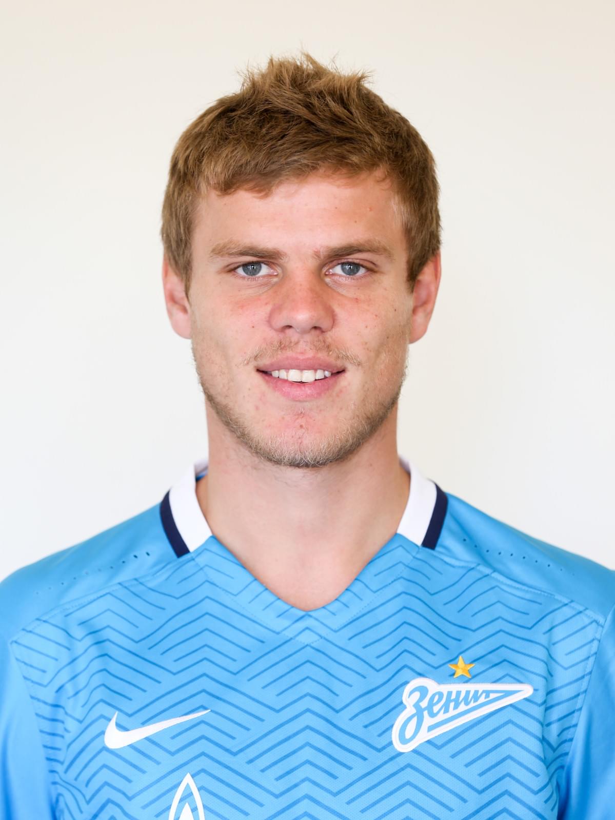 Фотосессия Юрия Жиркова, и Александра Кокорина в игровой в форме NIKE сезона 2015/16