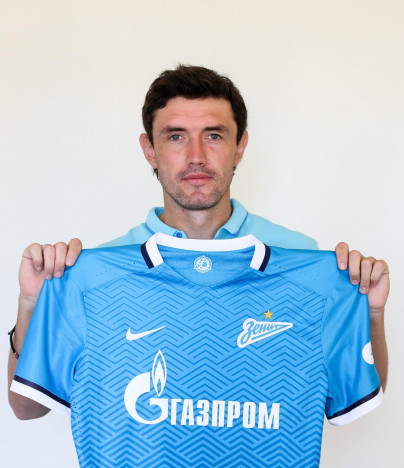 Фотосессия Юрия Жиркова, и Александра Кокорина в игровой в форме NIKE сезона 2015/16