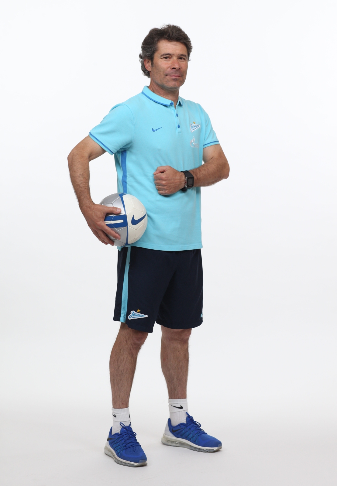 Фотосессия футболистов и тренеров основного состава ФК «Зенит» сезона 2015/2016