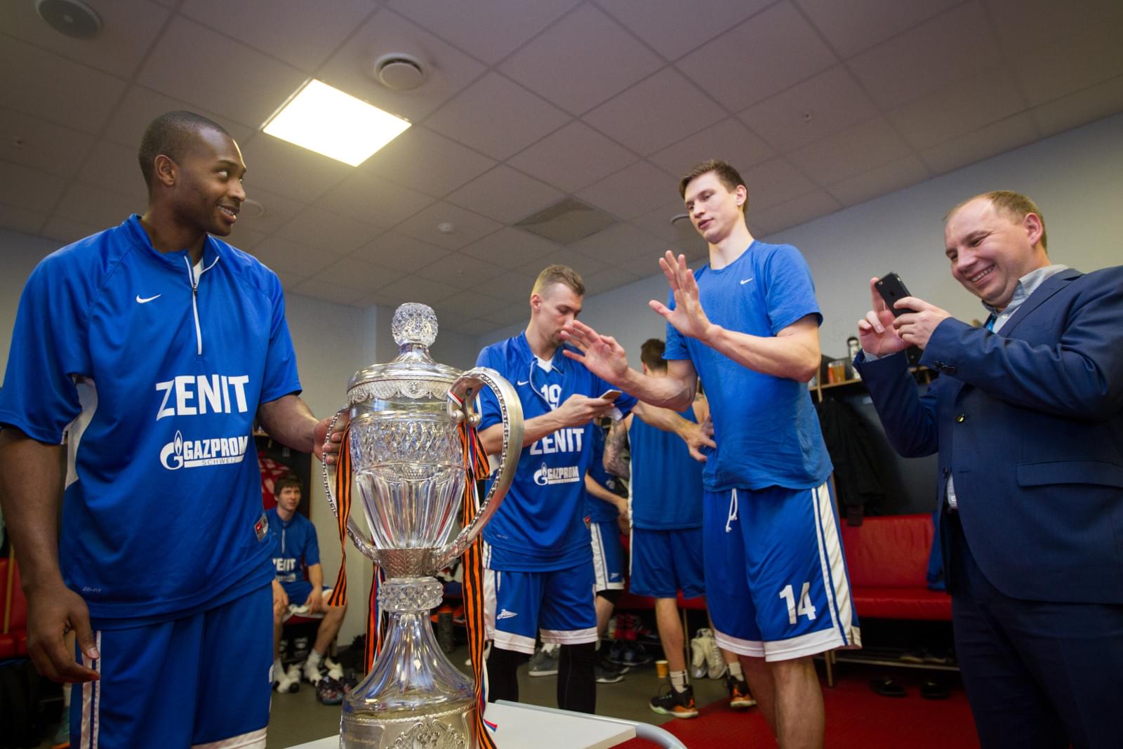 Единая Лига ВТБ 2015/2016, плей-офф, «Зенит» — «Автодор»