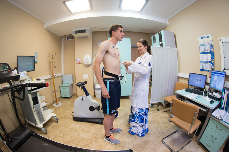 Второй день летнего осмотра в ММЦ «СОГАЗ»