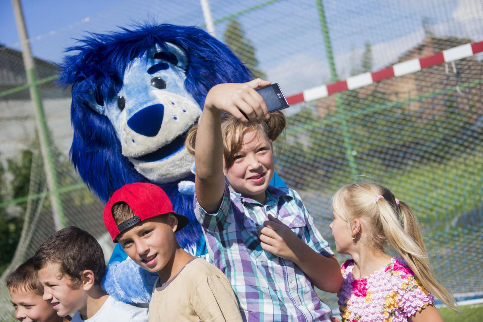 Синегривый Лев посетил Cоциально-реабилитационный центр в Гдове
