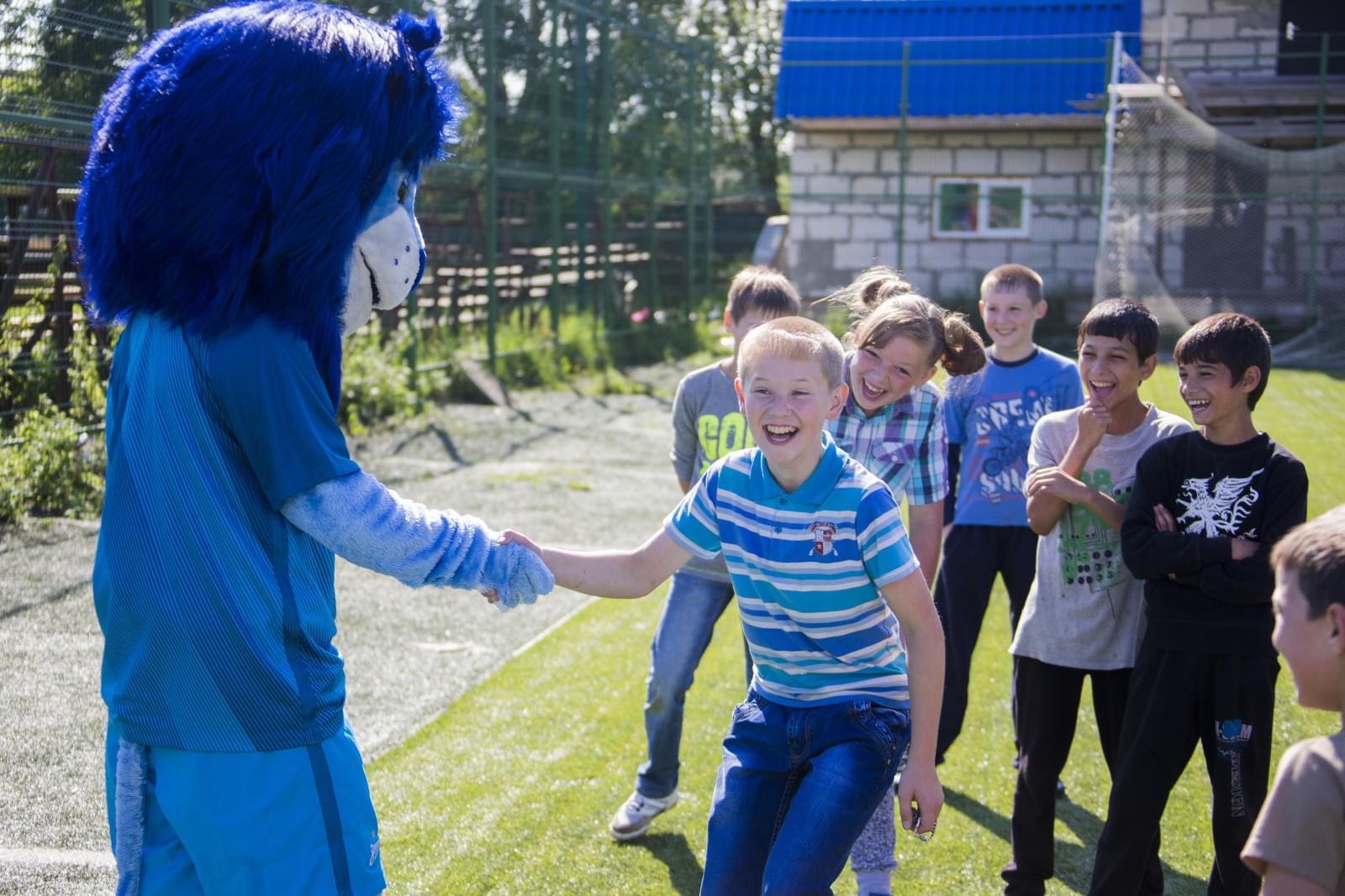 Синегривый Лев посетил Cоциально-реабилитационный центр в Гдове