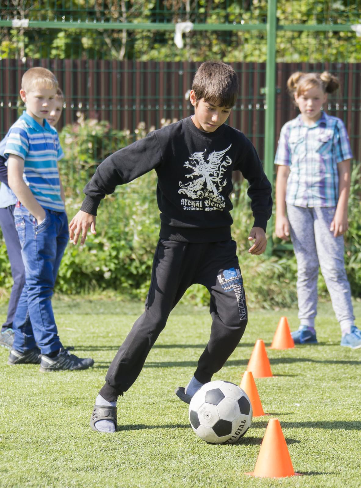 Синегривый Лев посетил Cоциально-реабилитационный центр в Гдове