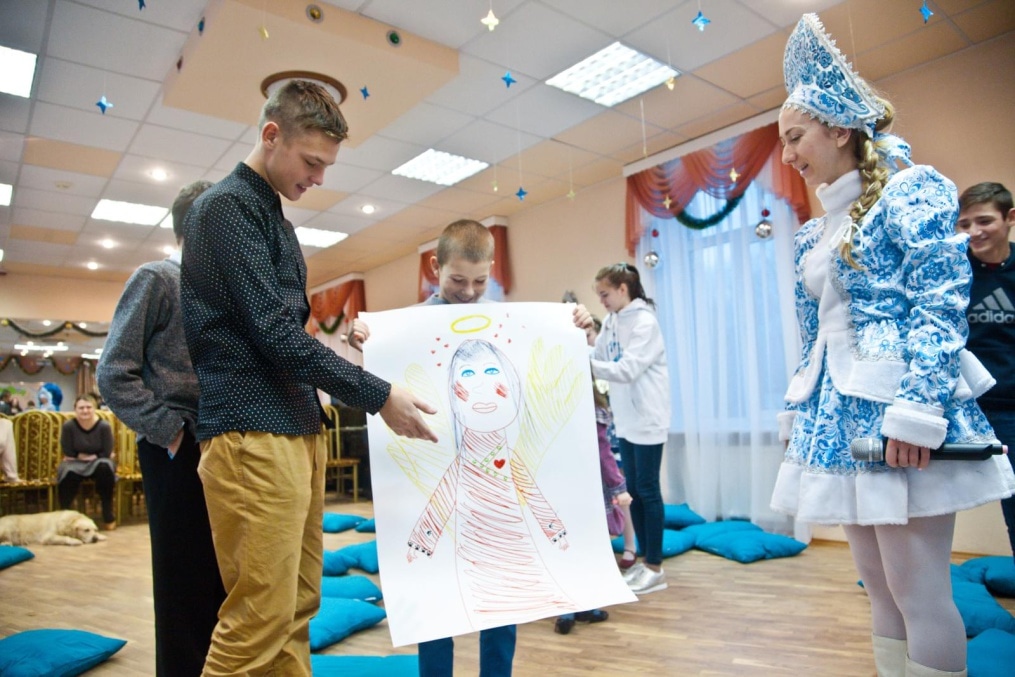 Клуб Добрых Дел: Аксель Витсель принимает участие в программе «Новогодний рейс»