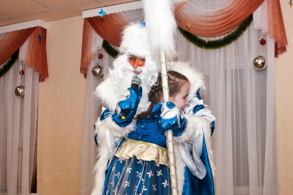 Клуб Добрых Дел: Аксель Витсель принимает участие в программе «Новогодний рейс»