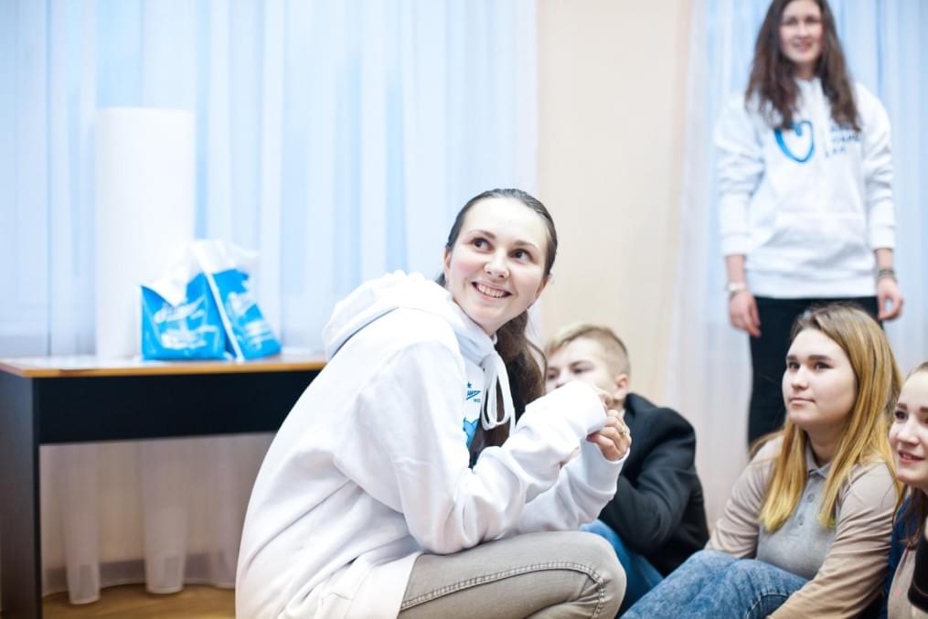 Клуб Добрых Дел: Аксель Витсель принимает участие в программе «Новогодний рейс»