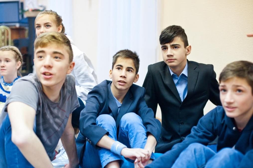 Клуб Добрых Дел: Аксель Витсель принимает участие в программе «Новогодний рейс»