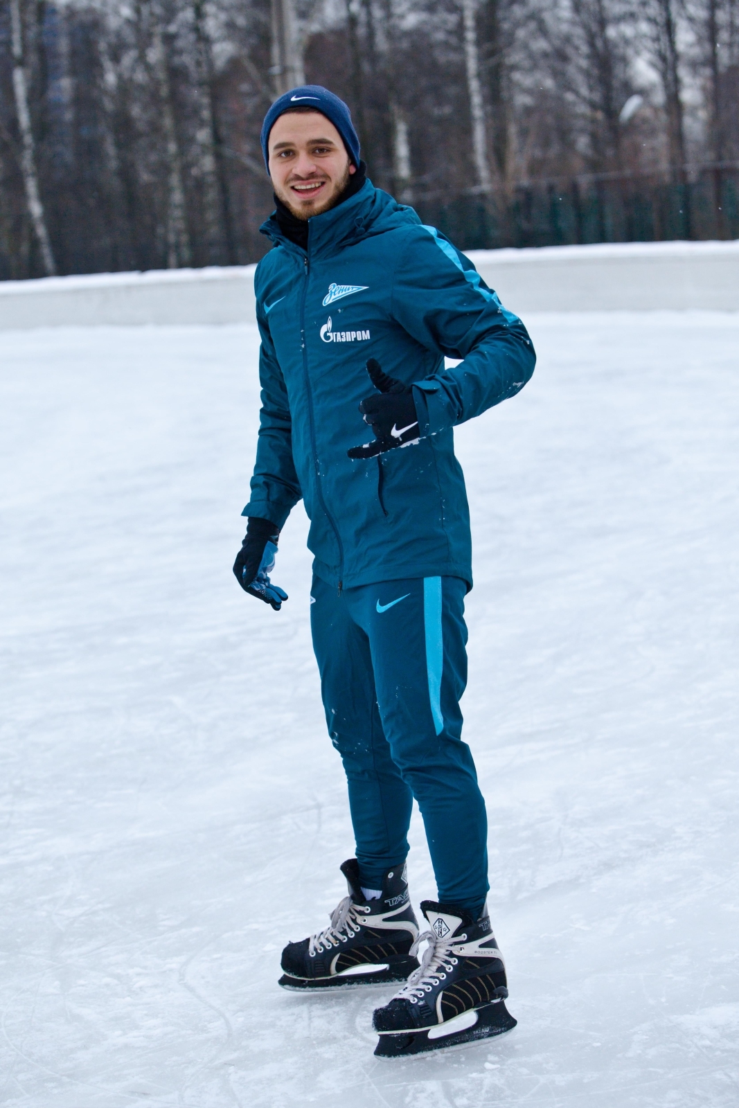 Тренировка «Зенита»-2 на коньках