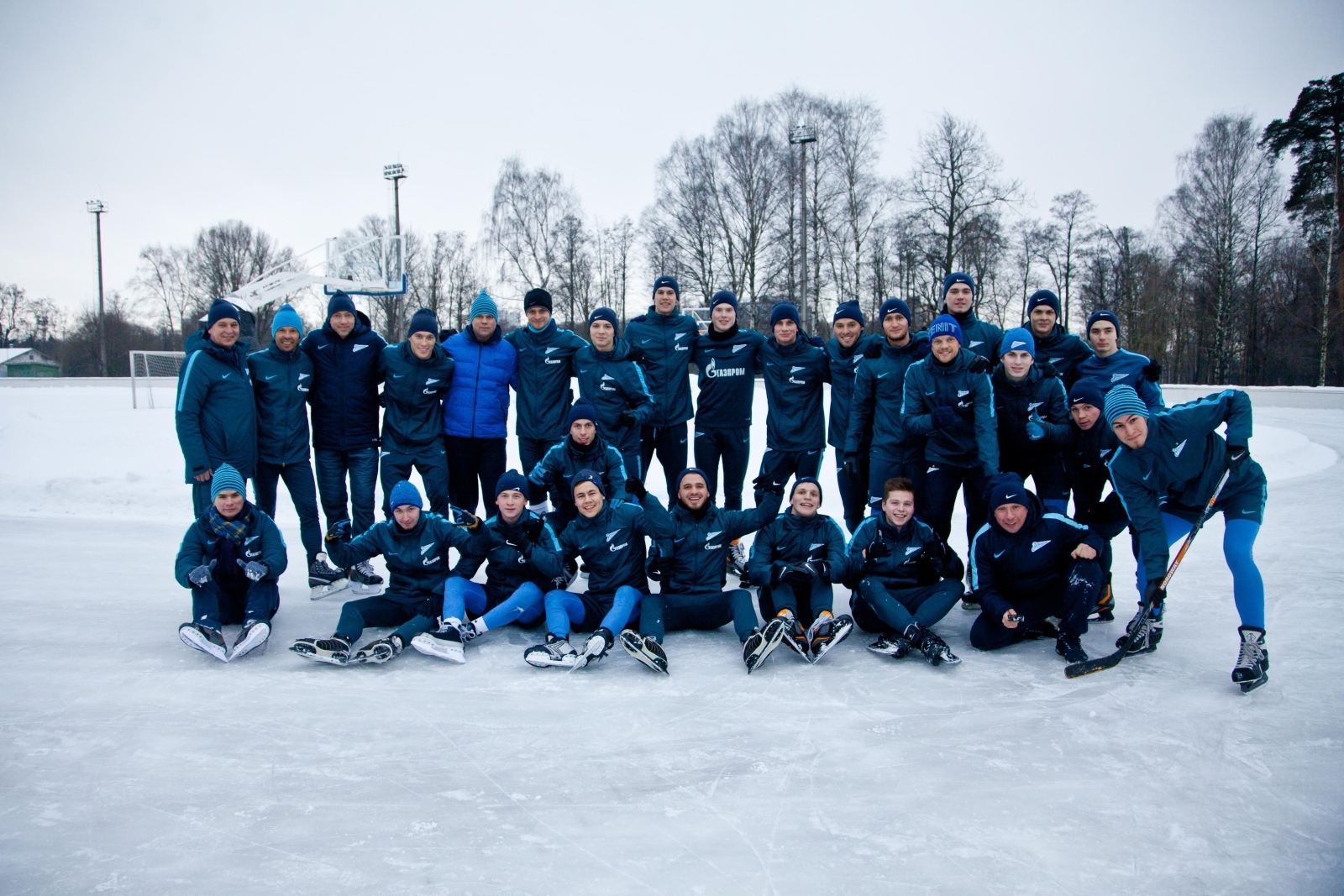Тренировка «Зенита»-2 на коньках