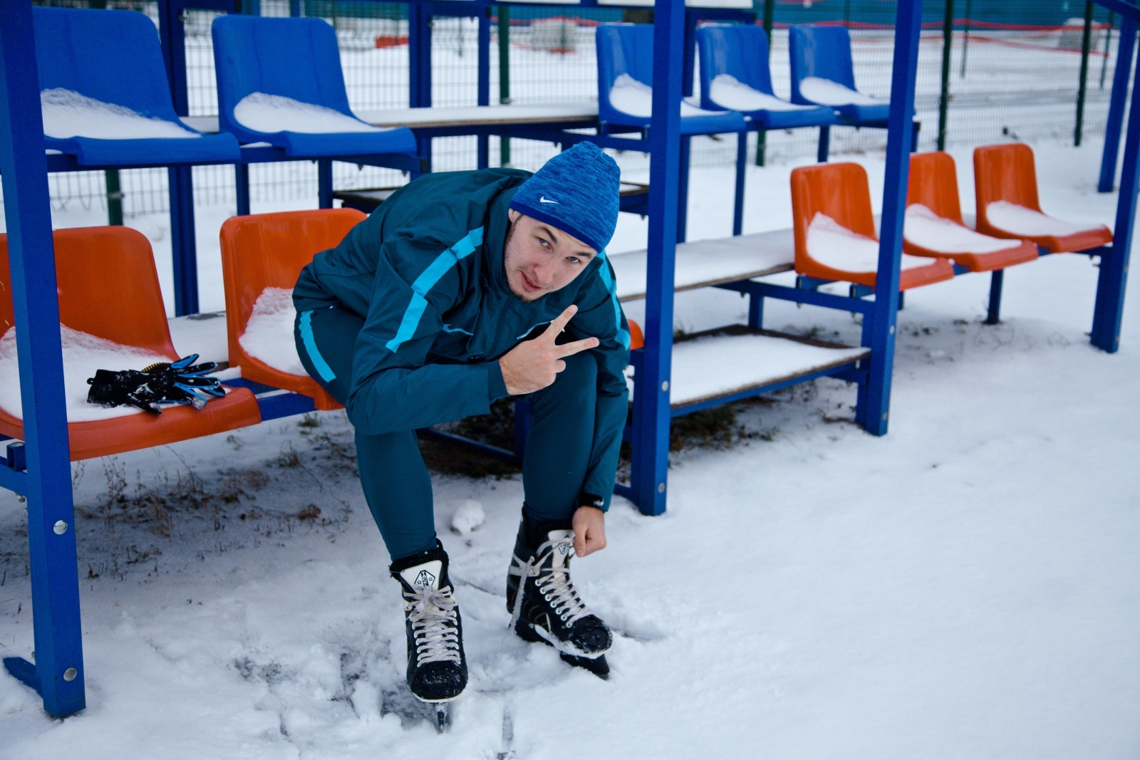 Тренировка «Зенита»-2 на коньках