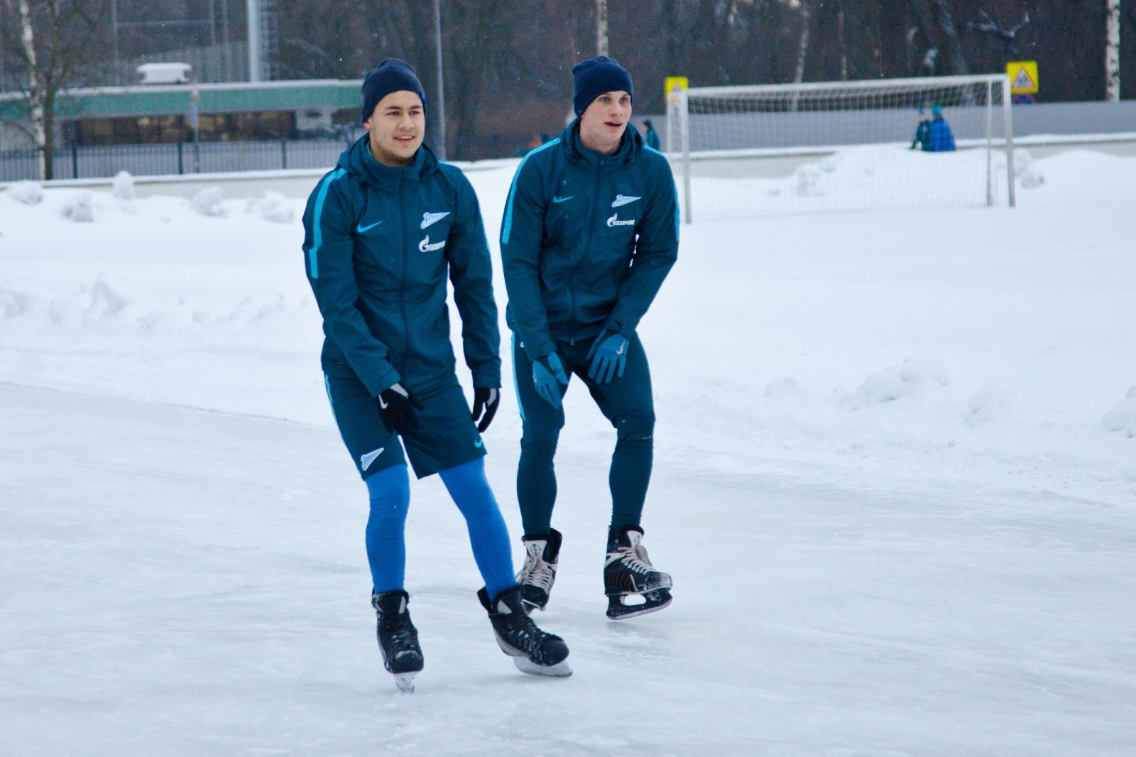 Тренировка «Зенита»-2 на коньках