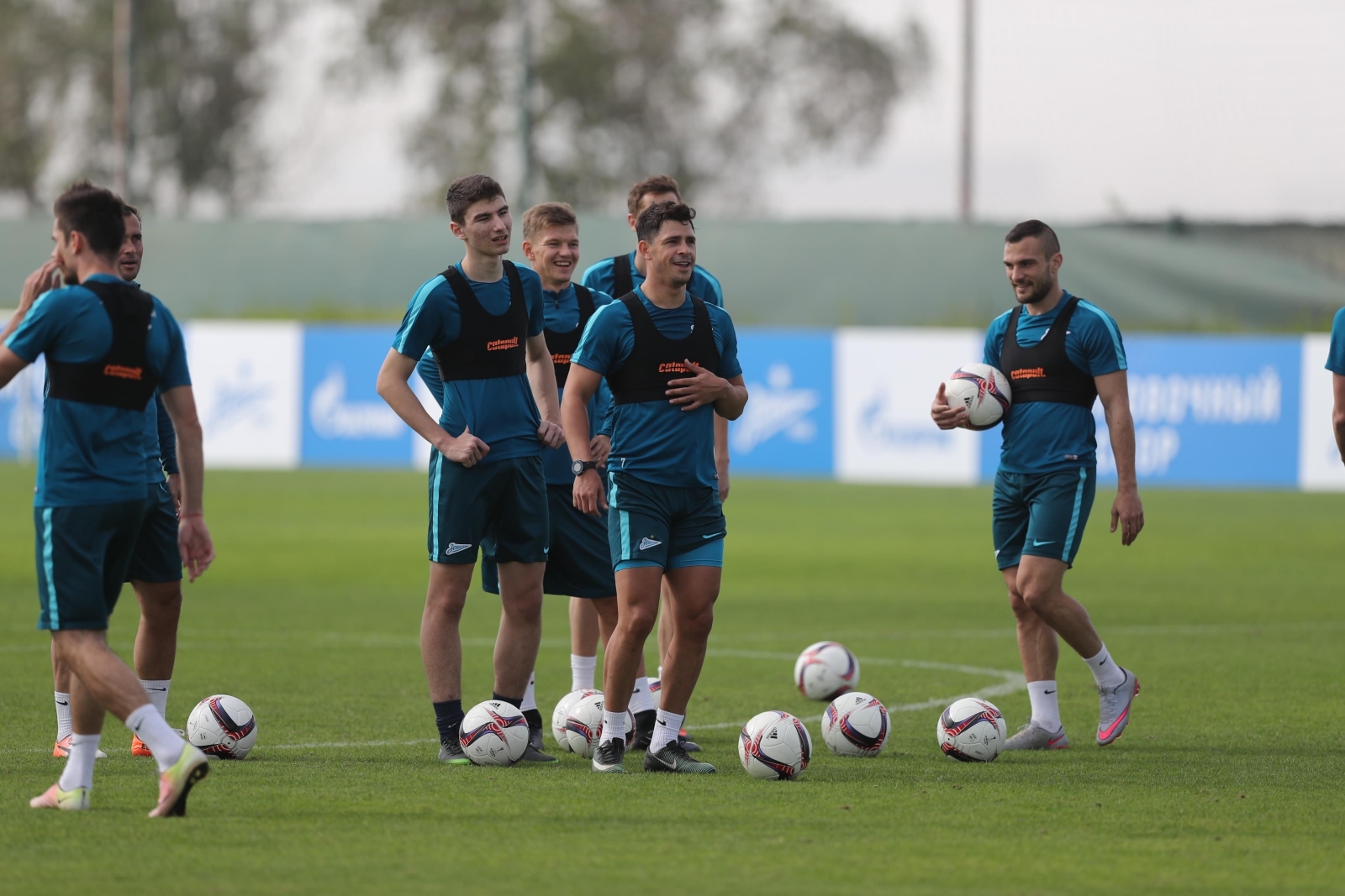 «Газпром»-тренировочные сборы в Дубае: 14 января, утренняя тренировка