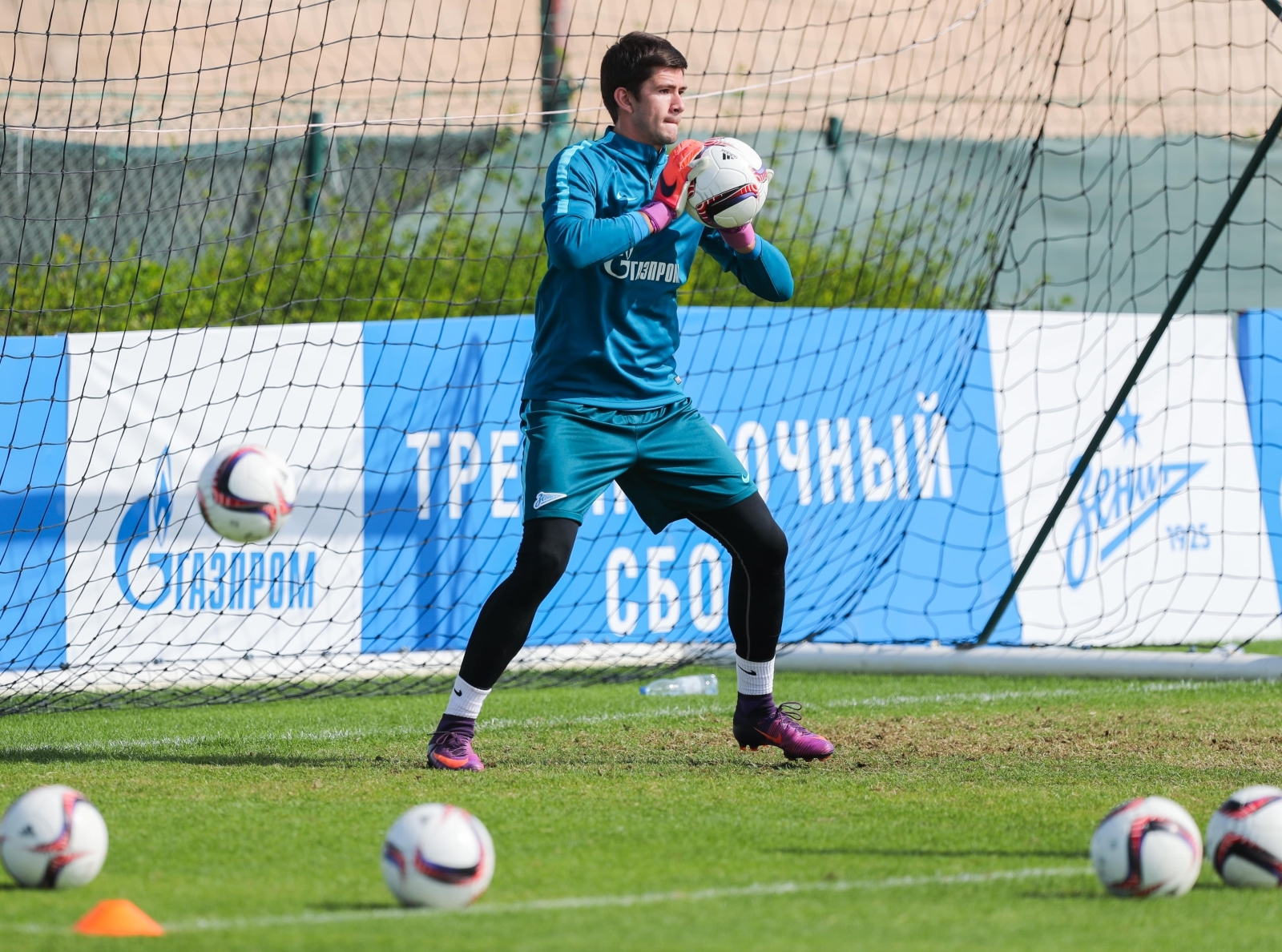 «Газпром»-тренировочные сборы в Дубае: 16 января, утренняя тренировка