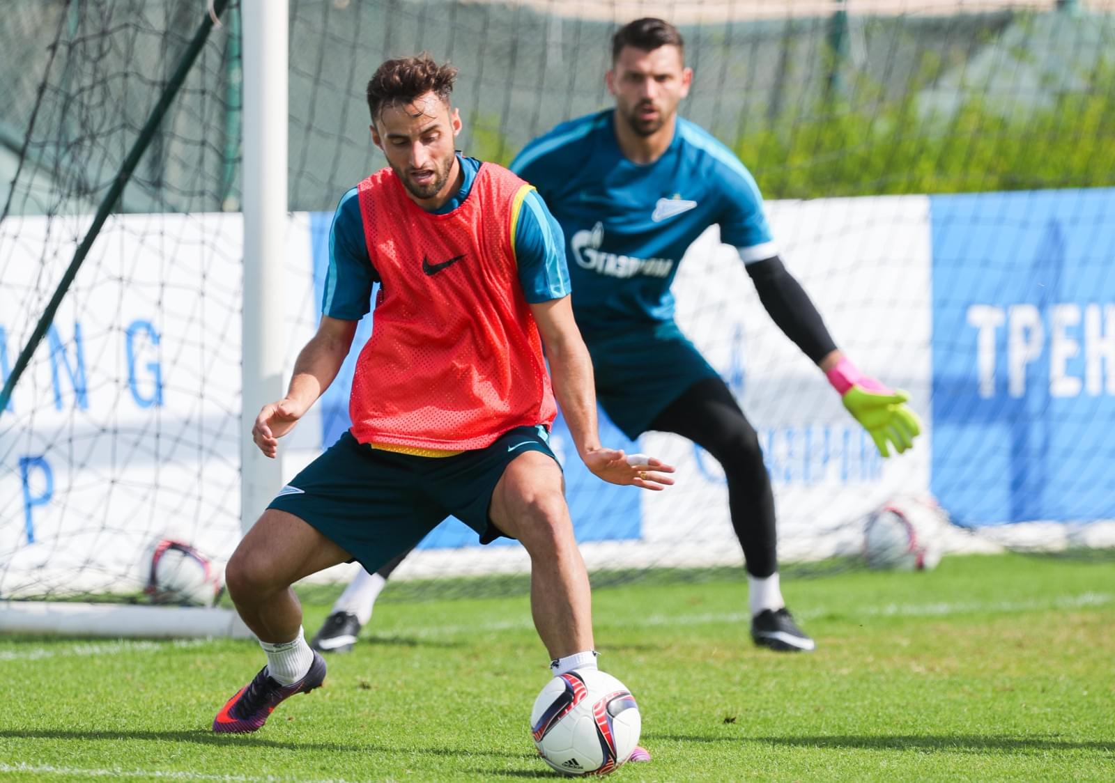 «Газпром»-тренировочные сборы в Дубае: 16 января, утренняя тренировка