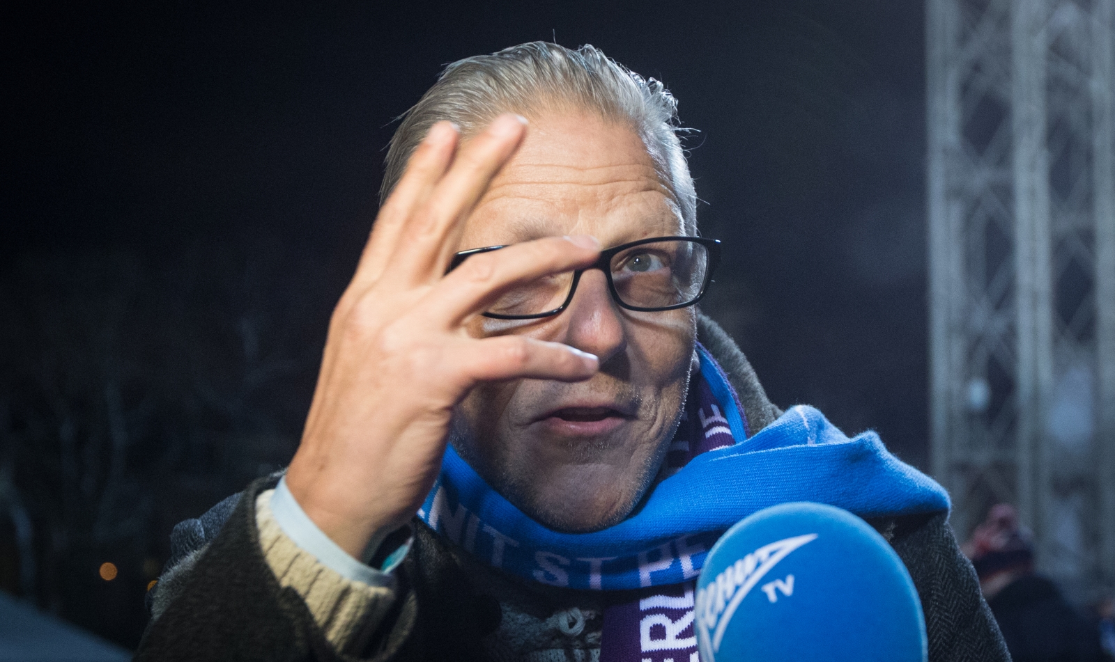 Художник Яном Фабр перед матчем «Зенит» — «Андерлехт»