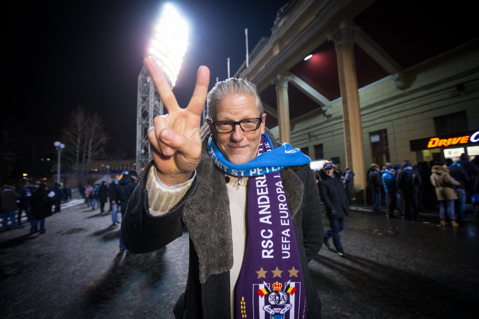 Художник Яном Фабр перед матчем «Зенит» — «Андерлехт»