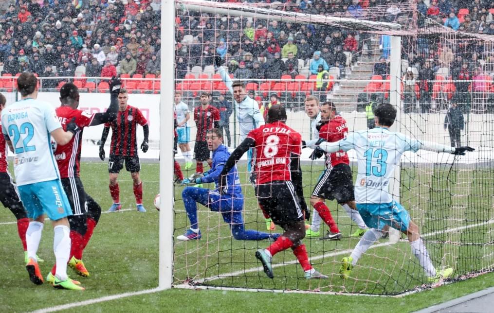 РОСГОССТРАХ-Чемпионат России 2016/17, 19-й тур, «Амкар» — «Зенит»