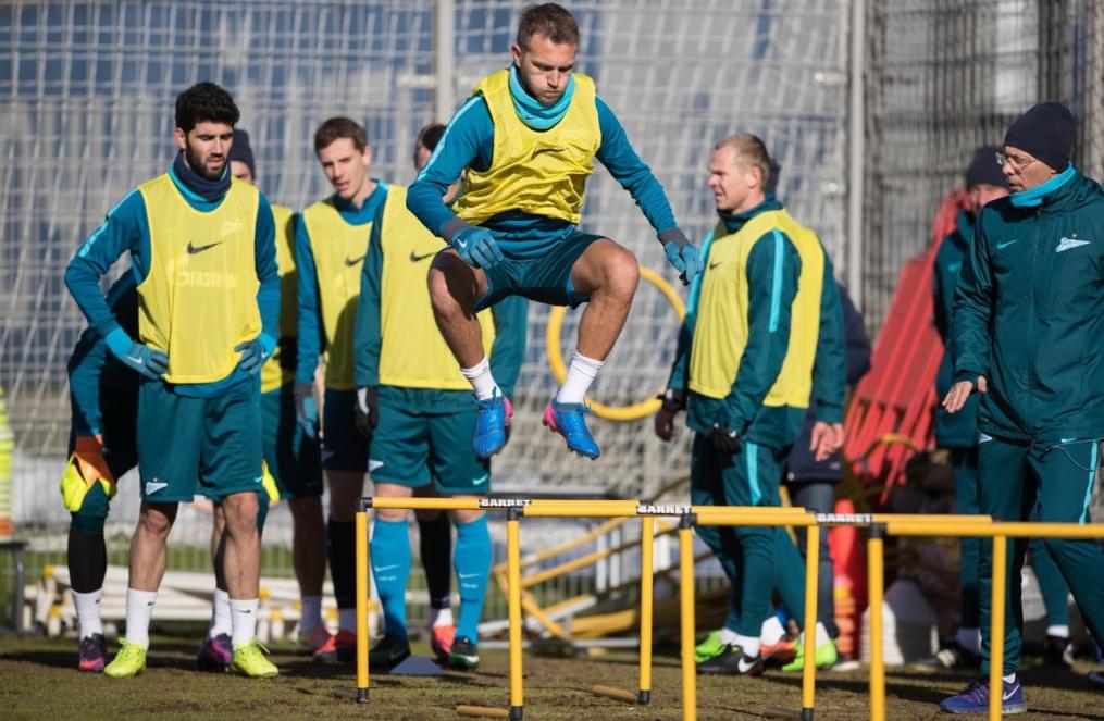 Утренняя тренировка «Зенита» перед матчем с «Арсеналом»