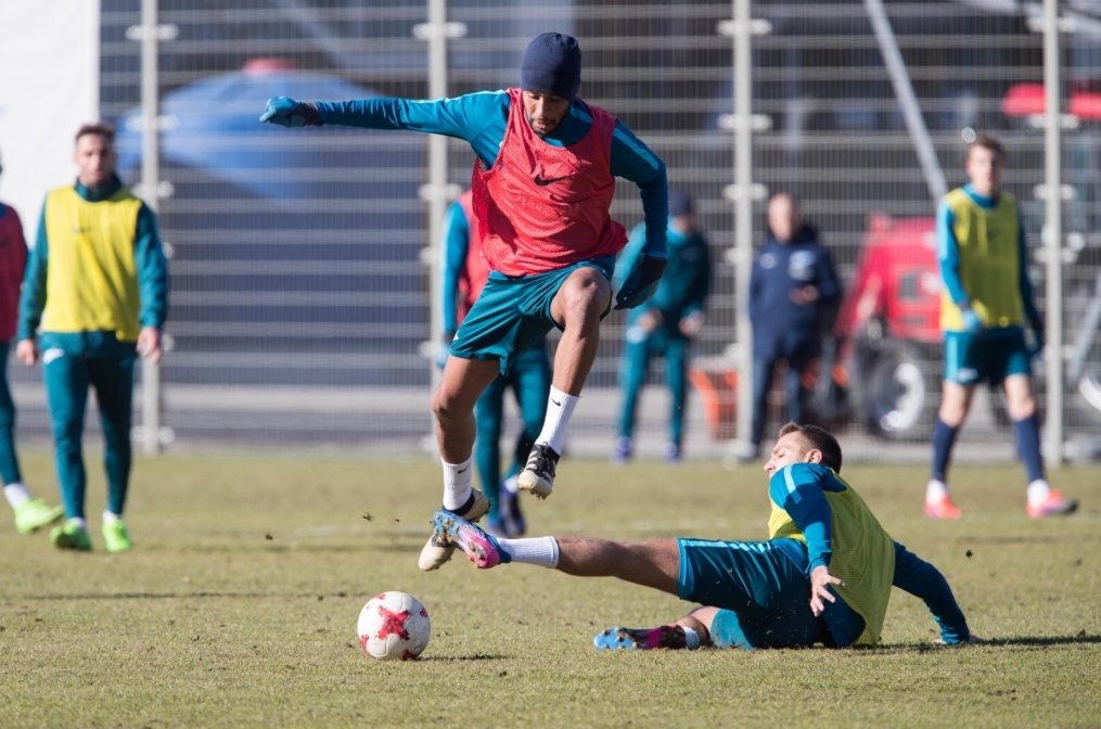 Утренняя тренировка «Зенита» перед матчем с «Арсеналом»