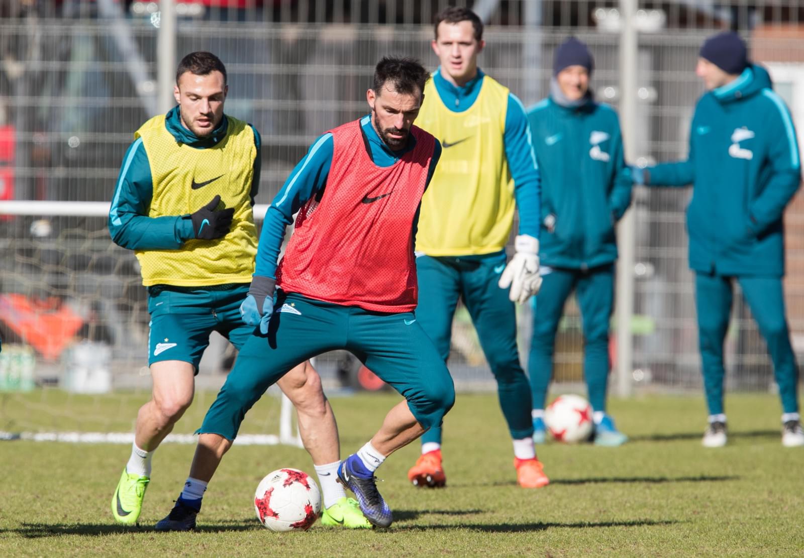 Утренняя тренировка «Зенита» в «Газпром» — тренировочном центре