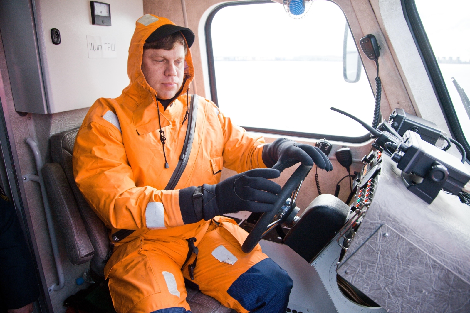 «Давай-давай!»: Владислав Радимов стал спасателем МЧС, чтобы помочь Ване Ганичеву