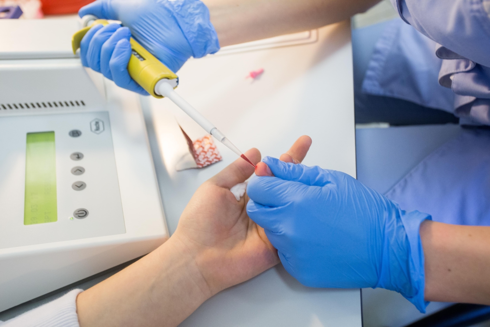 «Марафон добра»: болельщики-студенты проводят «День донора»