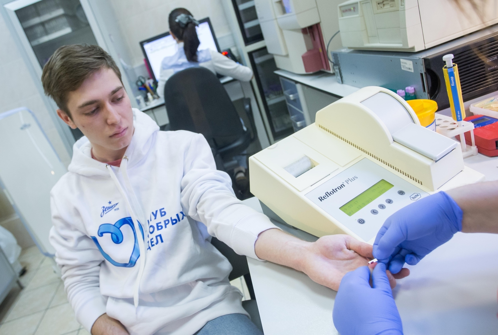 «Марафон добра»: болельщики-студенты проводят «День донора»