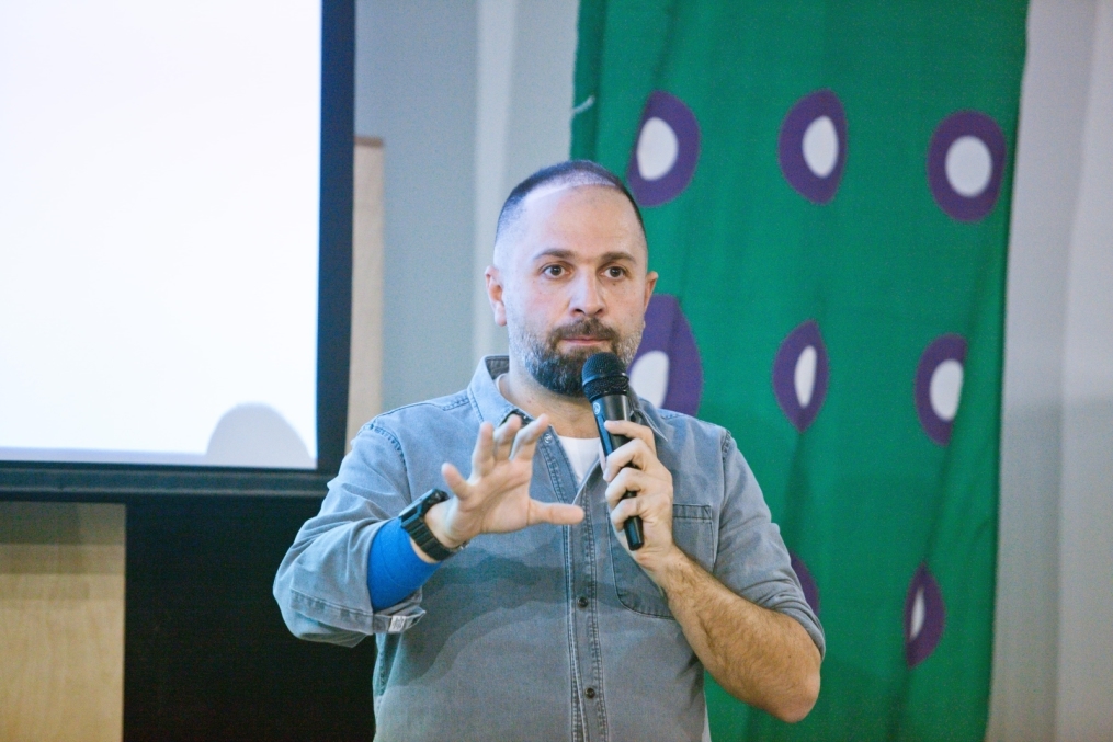 «Школа спортивной журналистики»: Таш Саркисян провел первую лекцию совместного проекта футбольного клуба «Зенит» и компании «МегаФон»