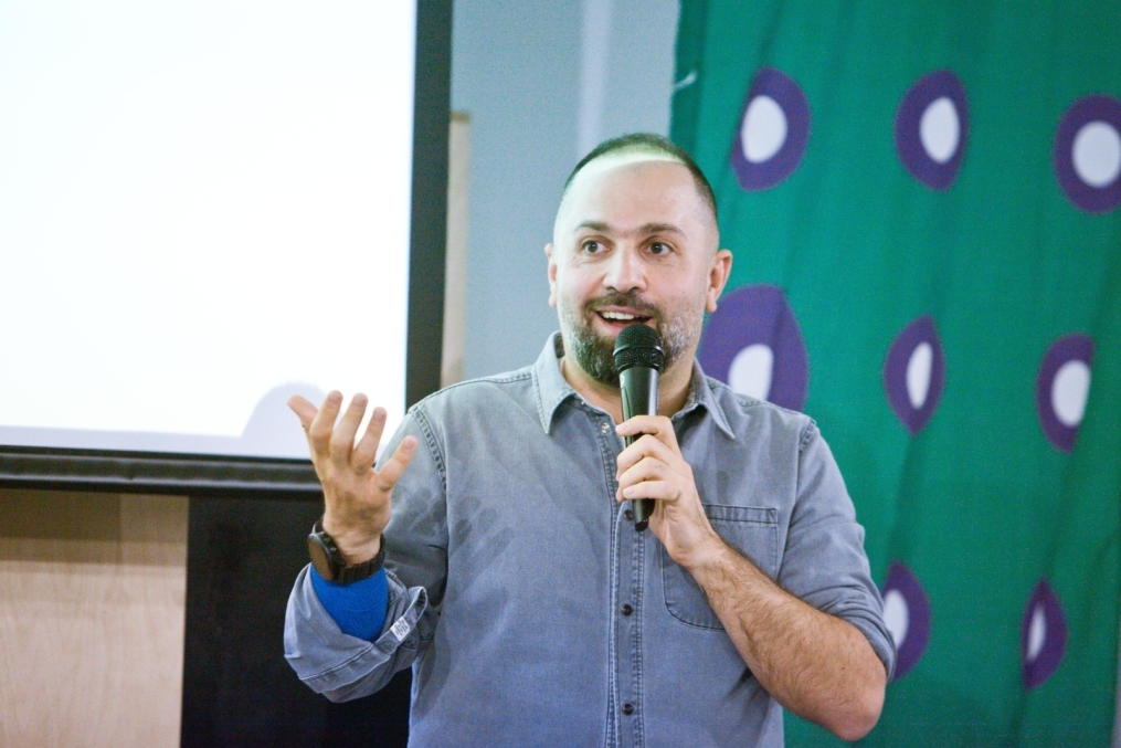 «Школа спортивной журналистики»: Таш Саркисян провел первую лекцию совместного проекта футбольного клуба «Зенит» и компании «МегаФон»