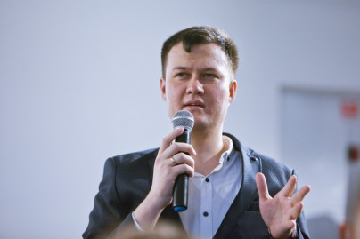 «Школа спортивной журналистики»: Таш Саркисян провел первую лекцию совместного проекта футбольного клуба «Зенит» и компании «МегаФон»