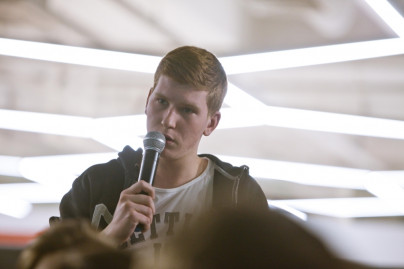 «Школа спортивной журналистики»: Таш Саркисян провел первую лекцию совместного проекта футбольного клуба «Зенит» и компании «МегаФон»