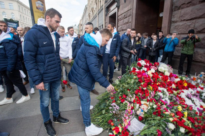 «Зенит» почтил память жертв трагедии в петербургском метро