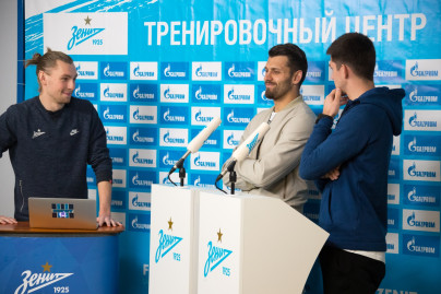 Юрий Лодыгин и Егор Бурин провели онлайн конференцию с болельщиками из «Газпрома»