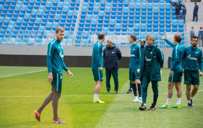 Тренировка сине-бело-голубых перед матчем с «Уралом» на новом стадионе