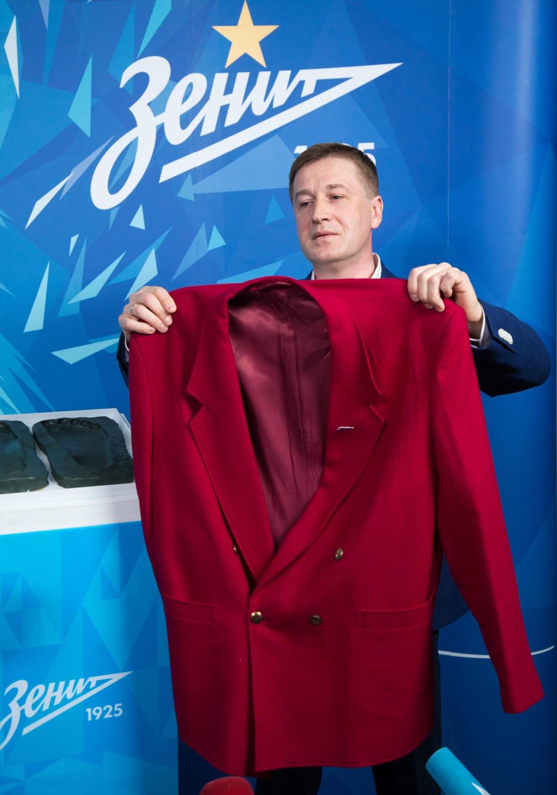 Владимир Кулик вошел в Аллею славы «Зенита»