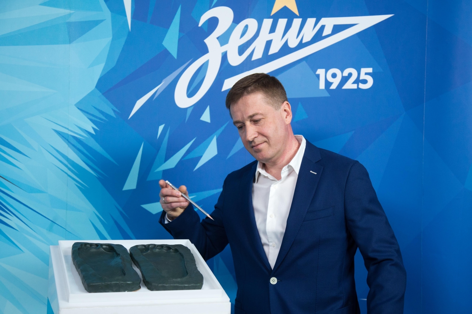 Владимир Кулик вошел в Аллею славы «Зенита»