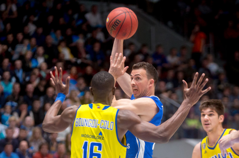 Единая Лига ВТБ 2016/2017, 1/2 финала плей-офф, «Зенит» — «Химки»