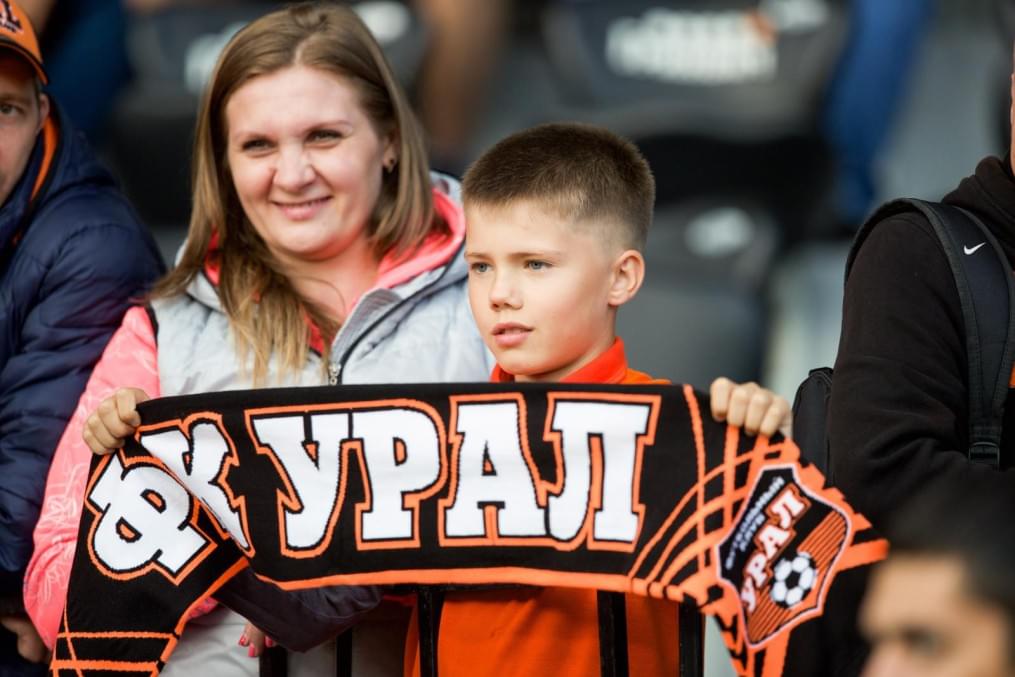 РОСГОССТРАХ-Чемпионат России 2017/2018, 4-й тур, «Урал» — «Зенит»