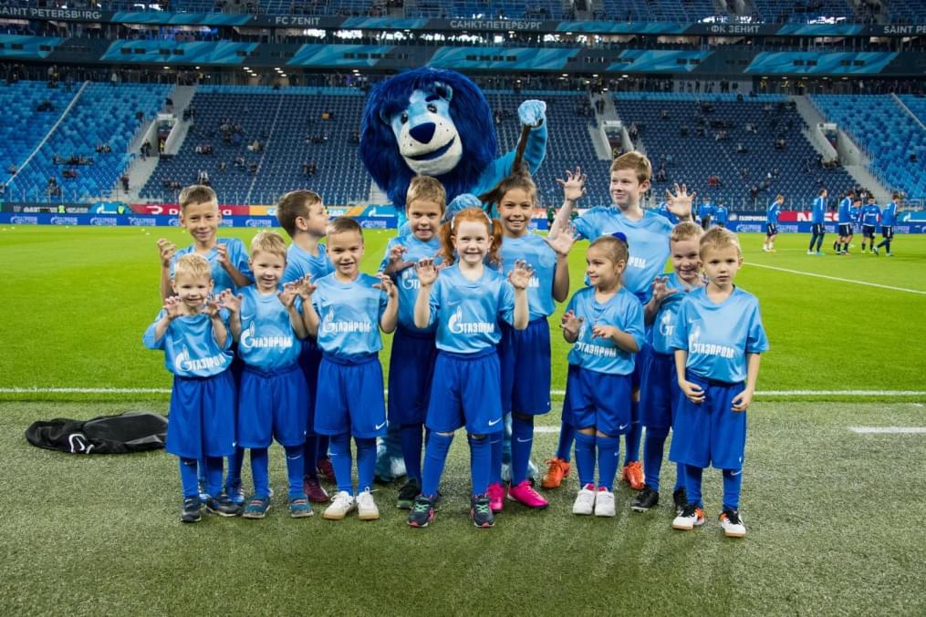 Группа поддержки «Зенит Фан» на матче «Зенит» — «Уфа»