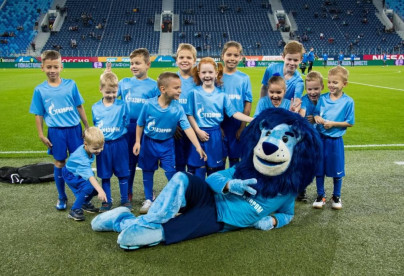 Группа поддержки «Зенит Фан» на матче «Зенит» — «Уфа»