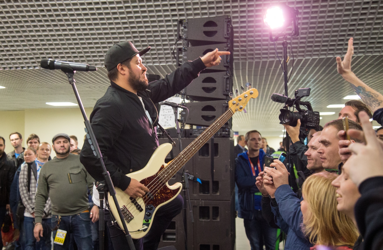 Live на Крестовском — концерт группы «Пилот» перед матчем «Зенит» — «Уфа»