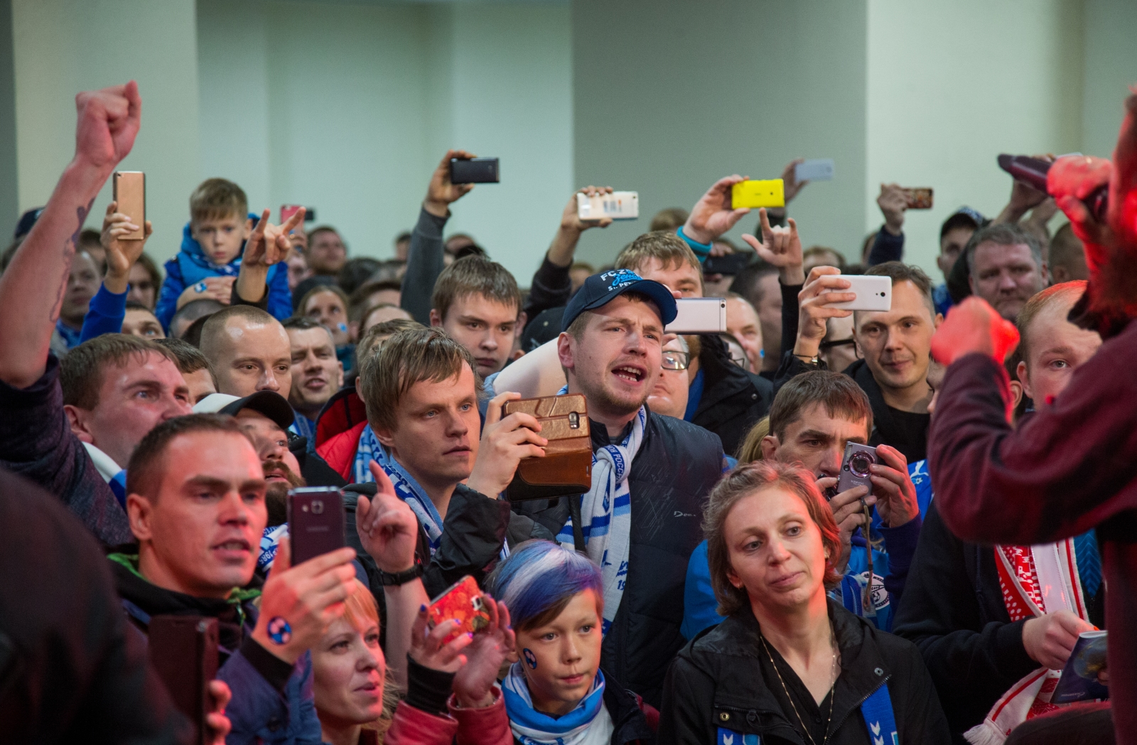 Live на Крестовском — концерт группы «Пилот» перед матчем «Зенит» — «Уфа»