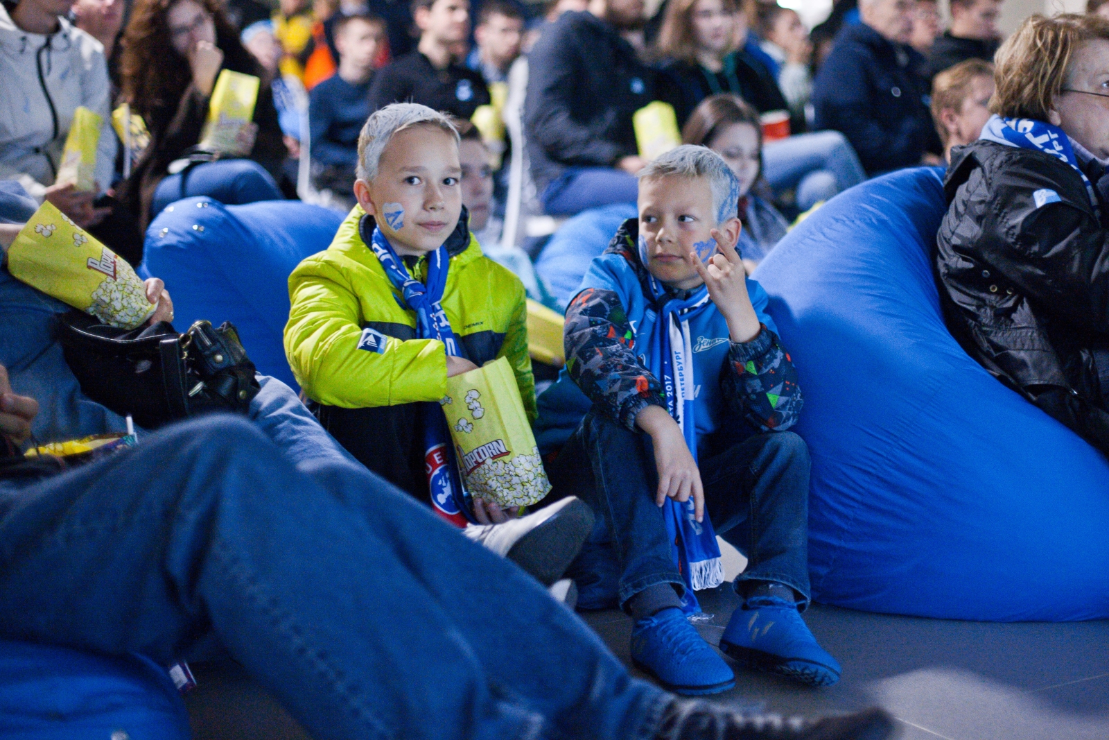 «Динамо» — «Зенит»: перед матчем на стадионе «Санкт-Петербург» открылся кинотеатр