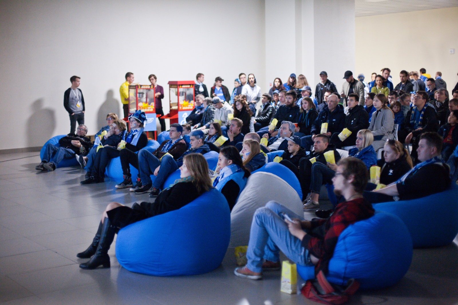 «Динамо» — «Зенит»: перед матчем на стадионе «Санкт-Петербург» открылся кинотеатр