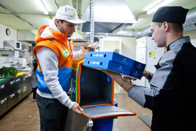 Иванович работает доставщиком пиццы в рамках акции «Давай-Давай!»