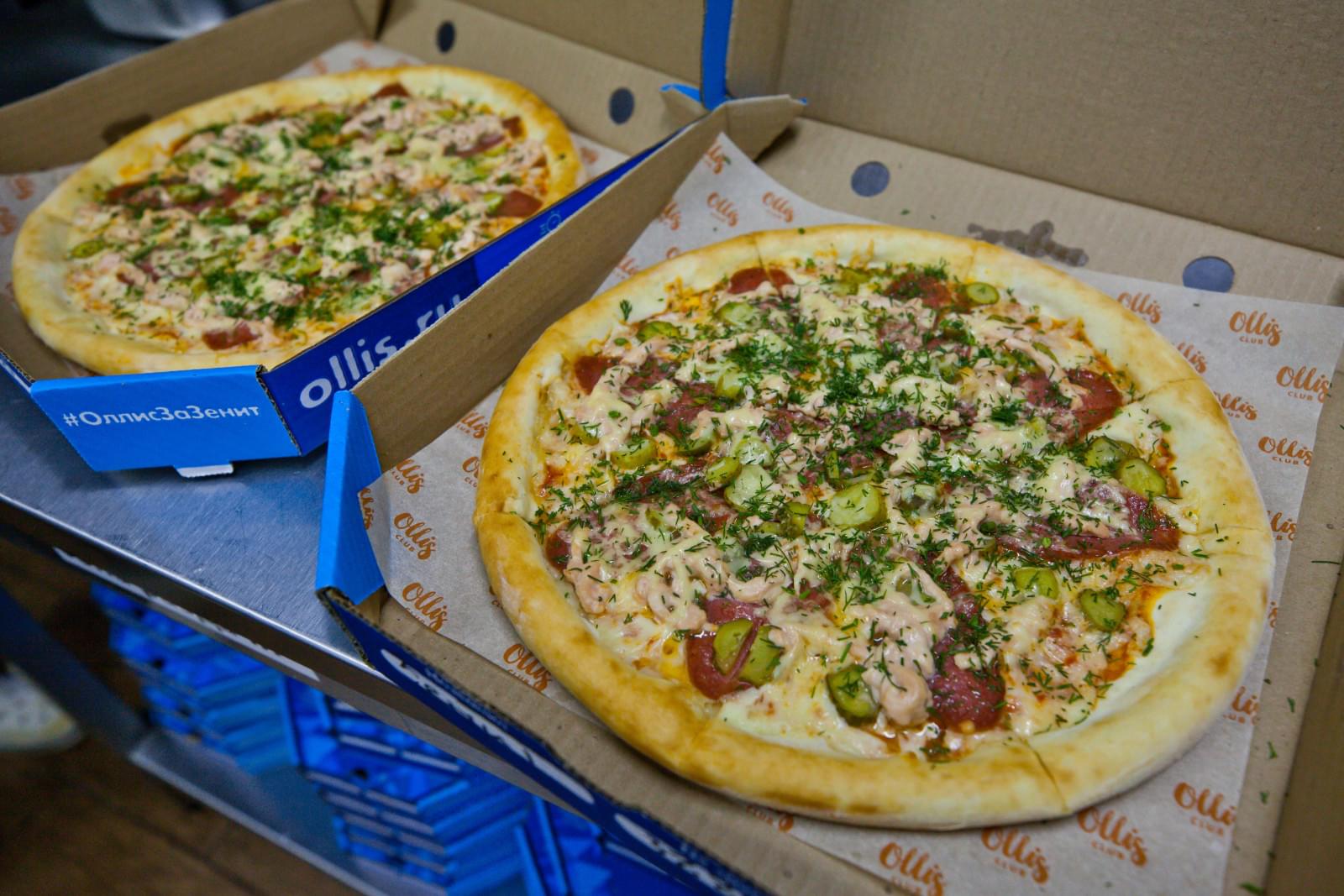 Иванович работает доставщиком пиццы в рамках акции «Давай-Давай!»