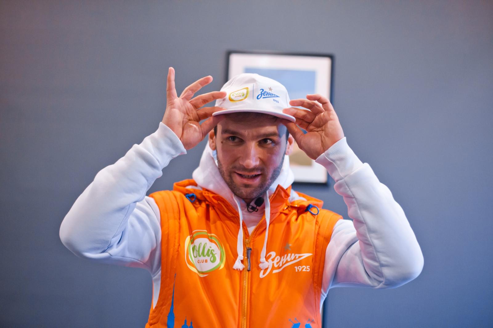 Иванович работает доставщиком пиццы в рамках акции «Давай-Давай!»