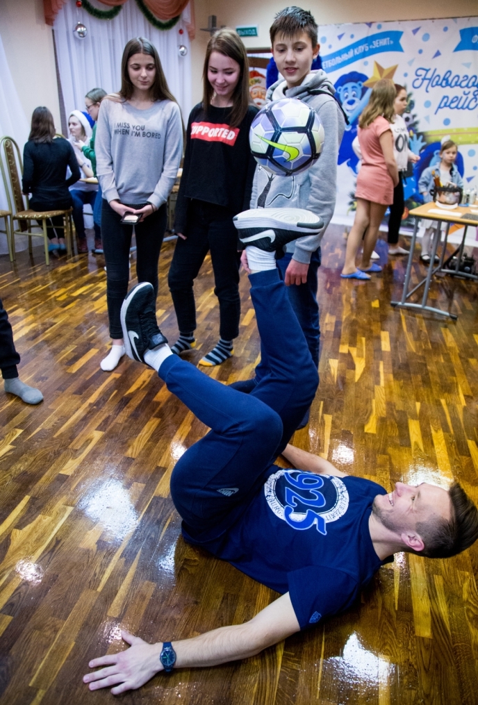 Клуб Добрых Дел: «Новогодний рейс» сине-бело-голубых